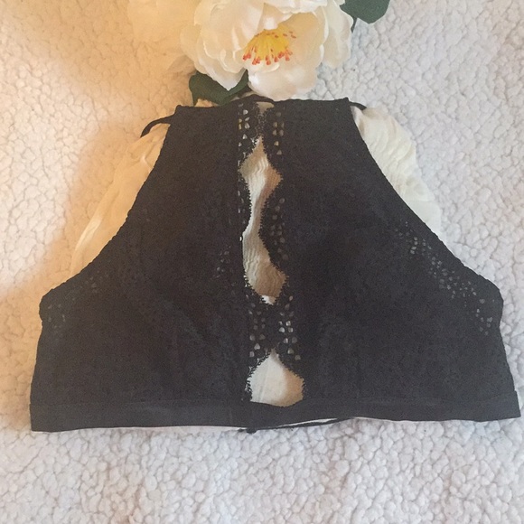 Victoria Secret Bralette size Large- New